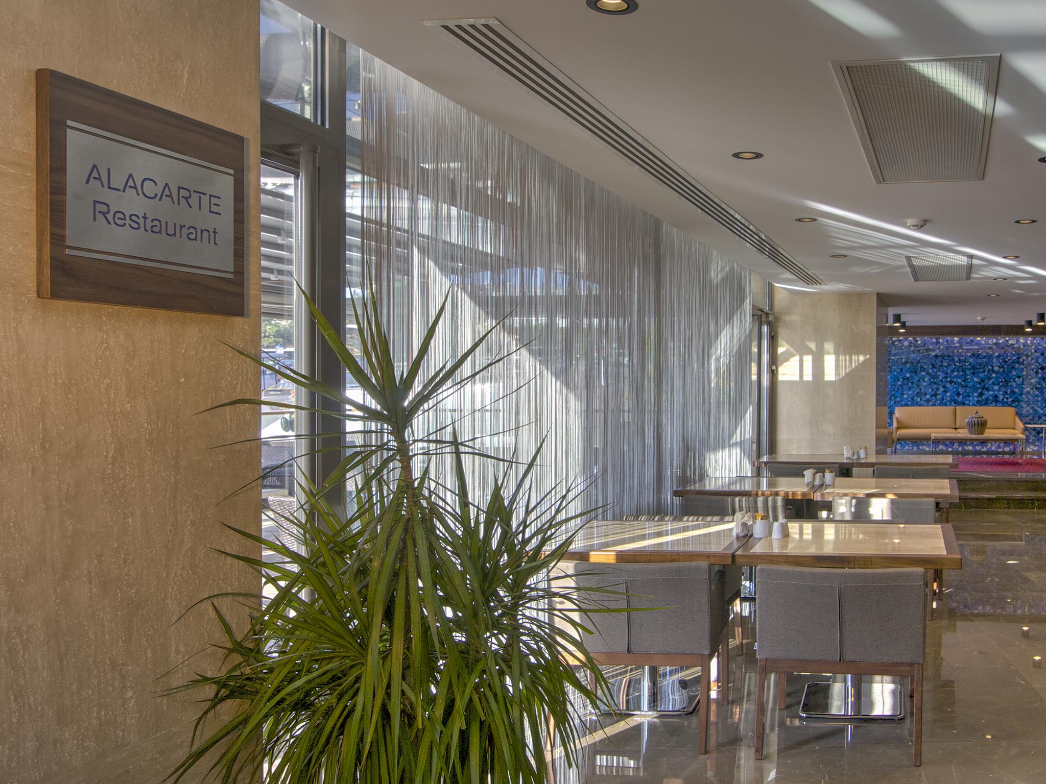 Fesa Business Hotel Gebze Bagian luar foto