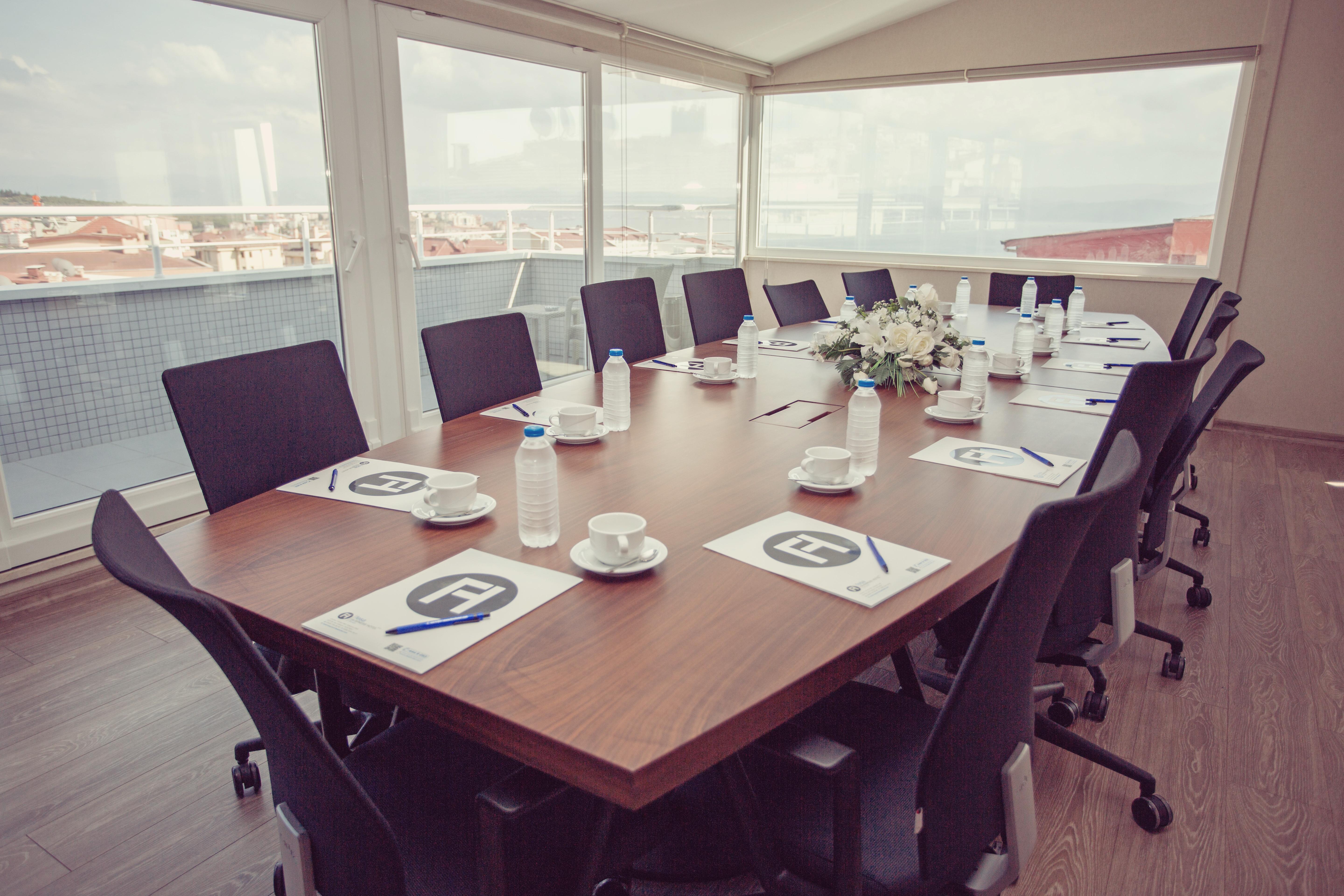 Fesa Business Hotel Gebze Bagian luar foto