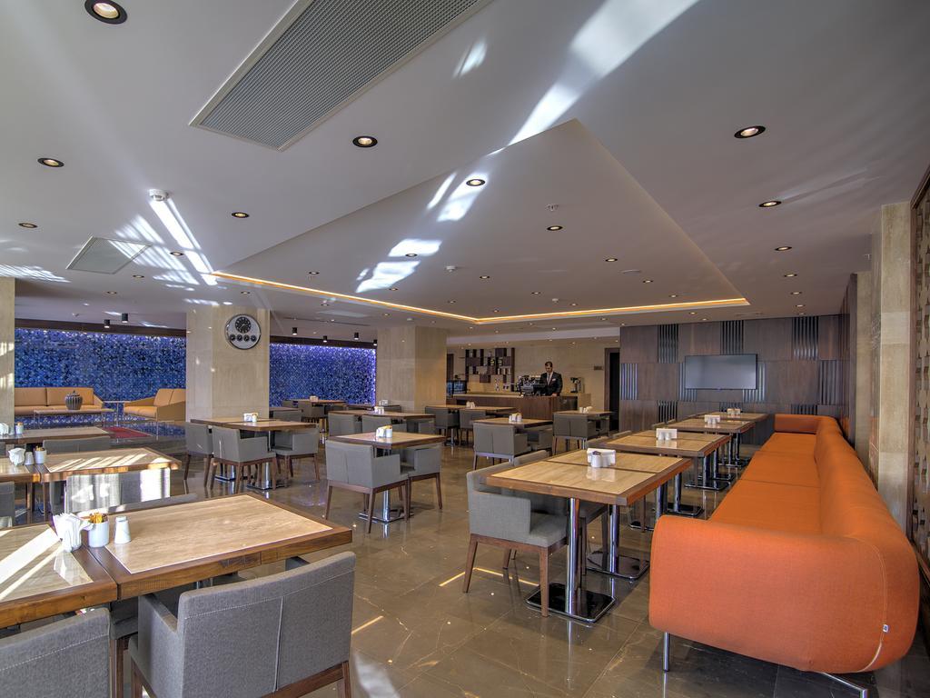 Fesa Business Hotel Gebze Bagian luar foto