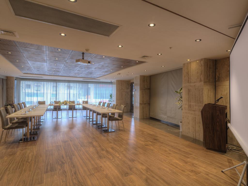 Fesa Business Hotel Gebze Bagian luar foto